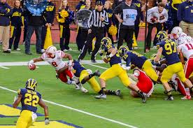 将球稳稳送 将球稳稳送